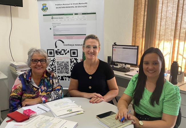 PROJETOS DO CRAS COM A EDUCAÇÃO EM PAUTA